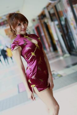 强插女教师AV在线
