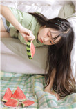 比基尼美女