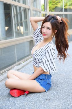 穿成大佬的小仙女